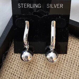 Silpada Sterling silver drop earring (P1887)